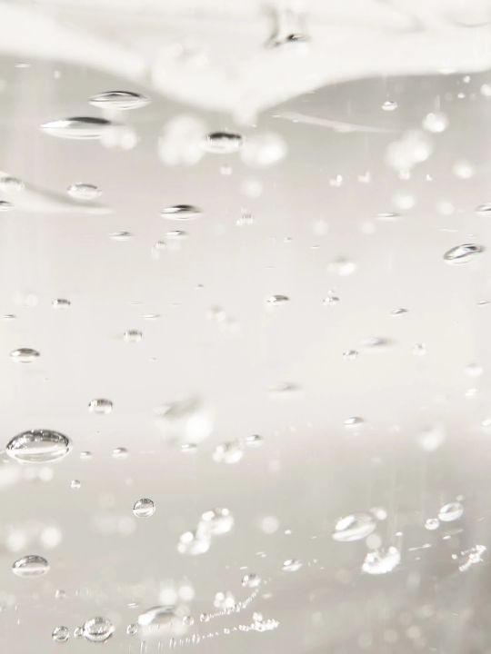 Close up bubbles from Aromatica Organic Aloe Vera Gel 