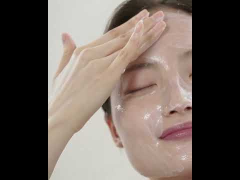 Demo video showing Klairs Gentle Black Facial Cleanser 